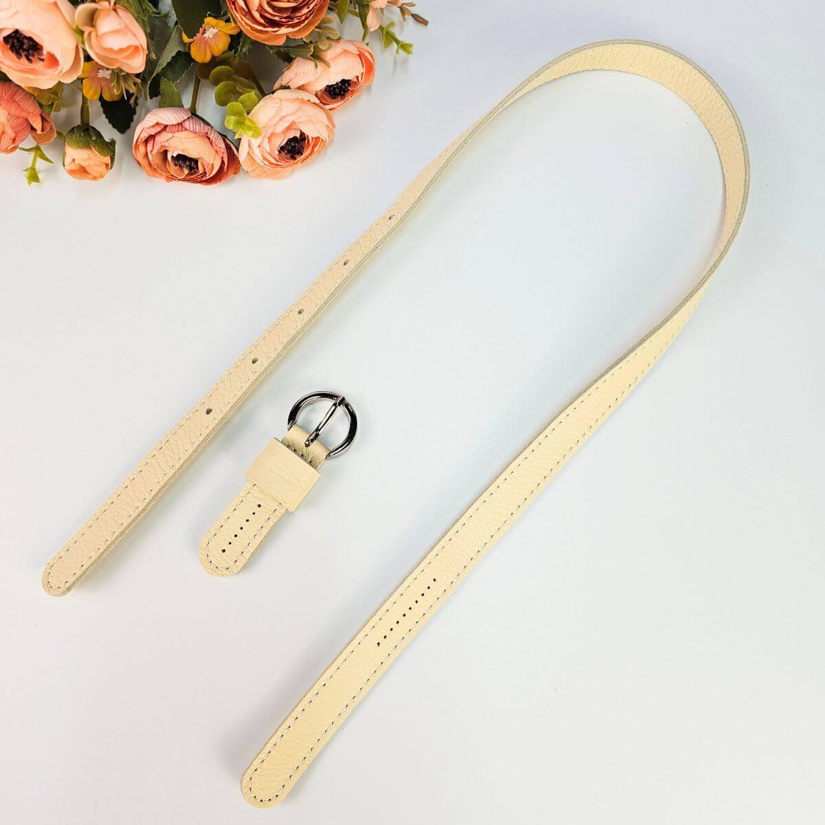 Baretă de umăr reglabilă cu cataramă bej 80 cm cu inele D metalice nuanță nikel – set complet pentru geantă croșetată